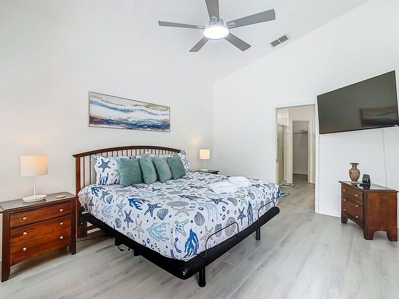 Building Photo - 2037 Morning Star Dr