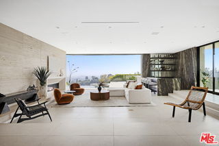 Building Photo - 1731 Summitridge Dr