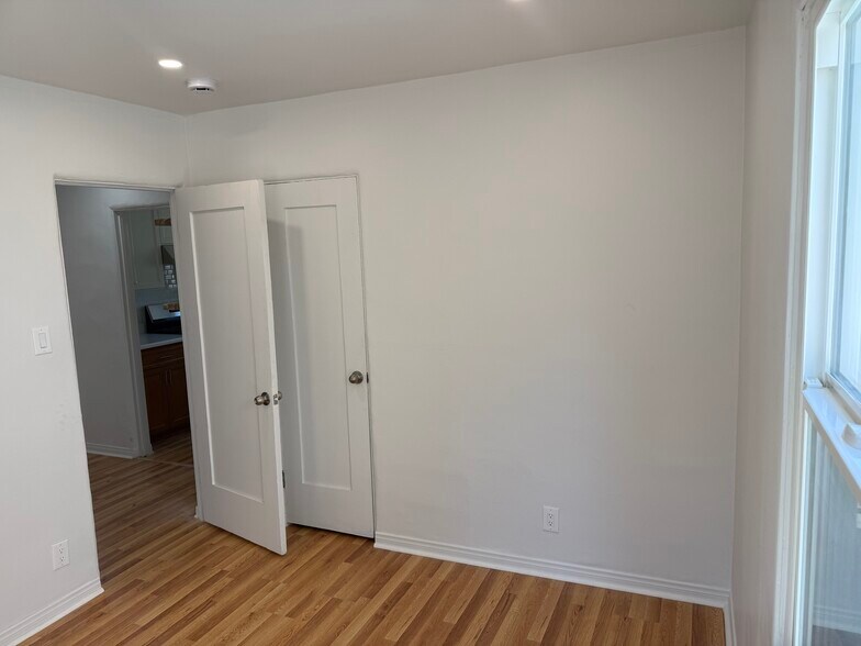 Building Photo - 2734 Lytelle Pl