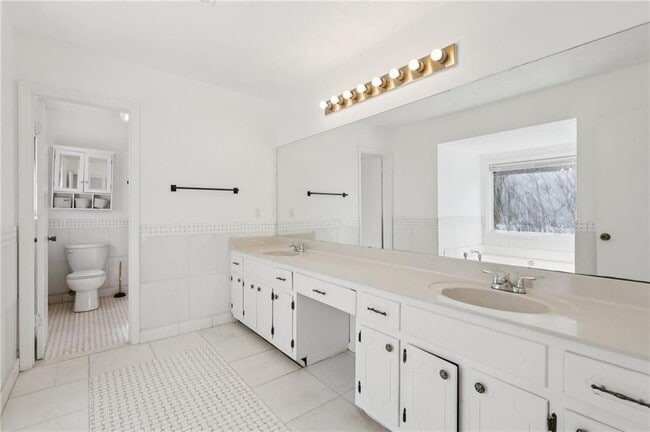 Building Photo - 601 Cotton Cove Way