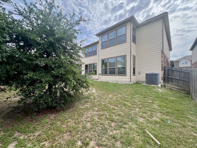 Building Photo - 7623 Eagle Park Dr