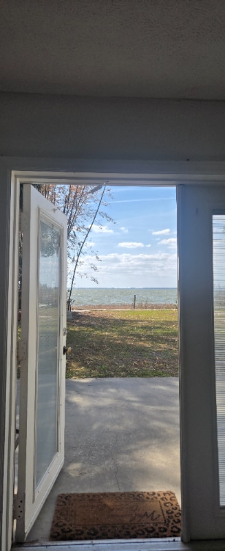 Building Photo - 1120 Northshore Dr