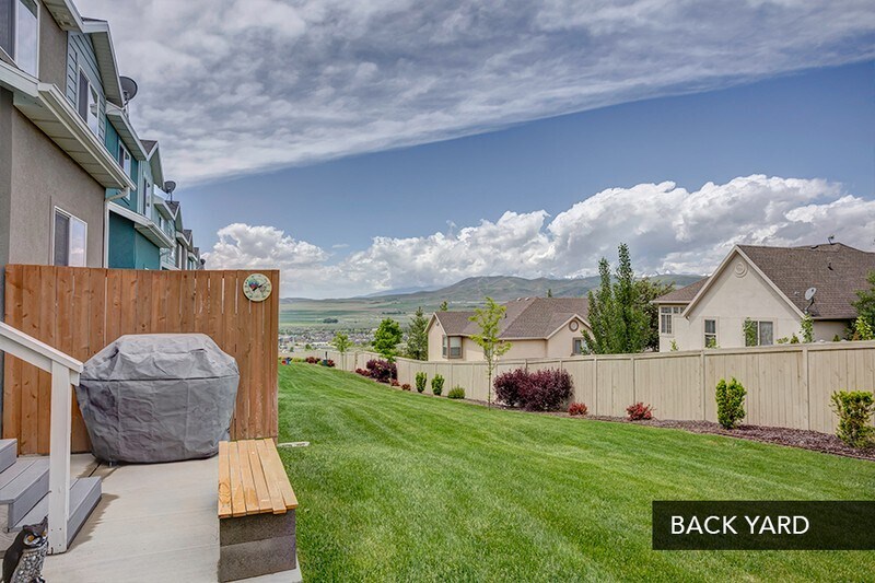 Building Photo - 4253 Cresthaven Ln