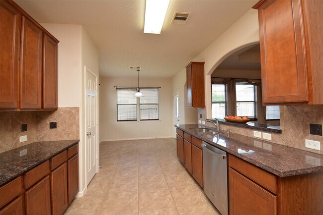 Building Photo - 26114 Silver Timbers Ln
