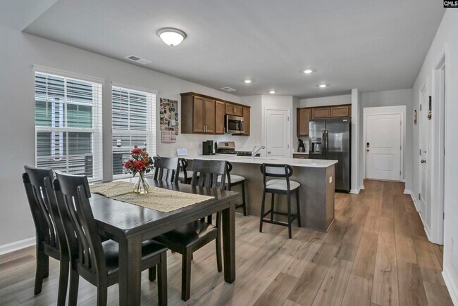 Building Photo - 620 Rothenburg Rd