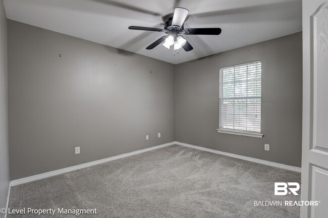 Building Photo - 15307 Hearthstone Dr