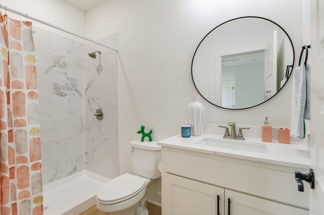 Building Photo - 1107 W 9th Ave