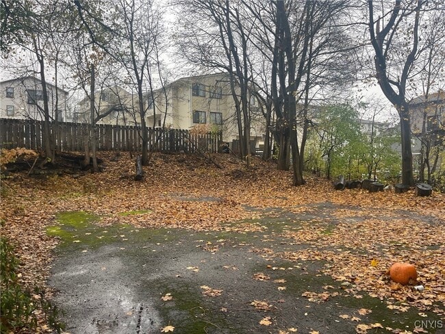 Building Photo - 1108 Madison St