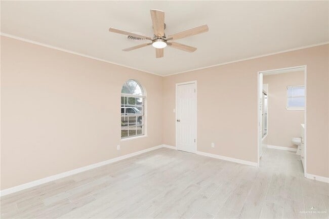 Building Photo - 1718 Tulip Ave