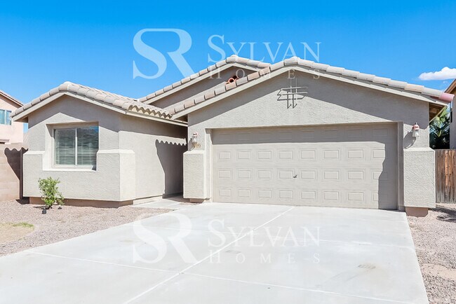 Building Photo - Lease today! No extra charge for contentment and relaxation!