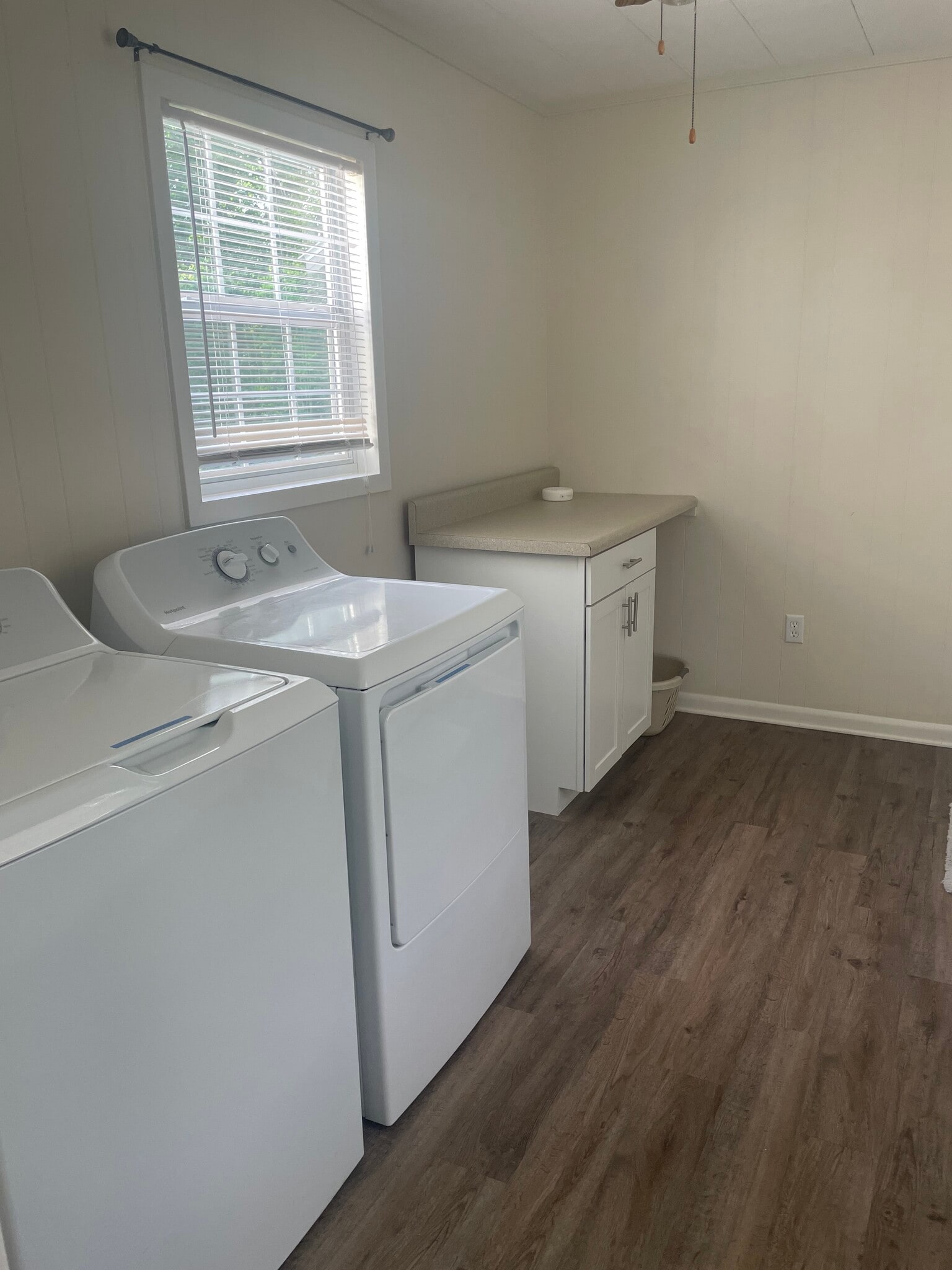 Spacious Washer & Dryer Area, includes usage of washer/dryer - 2415 Old North Hills St