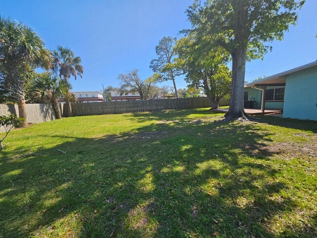 Building Photo - Exquisite 4Bed/2Ba Home in The Cove! *1/2 Off Security Deposit for Active-Duty Military!!*