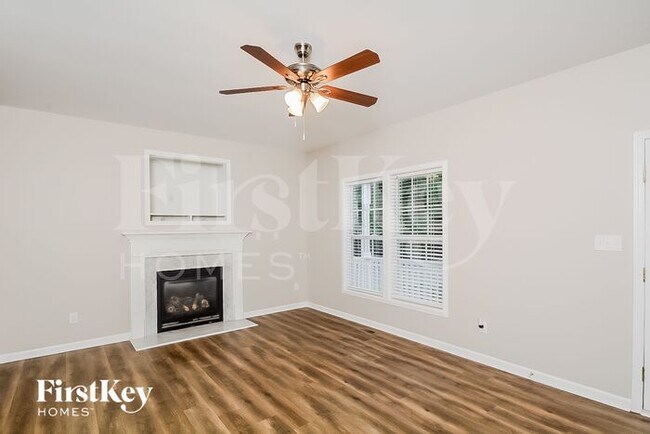 Building Photo - 113 Rosalynn Ct