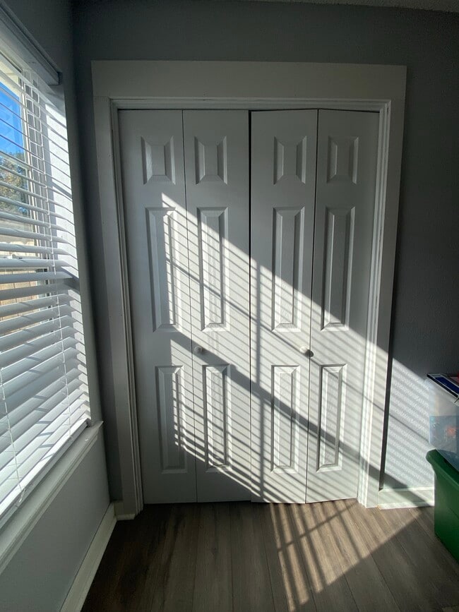 bedroom closets - 36 Stowe Rd