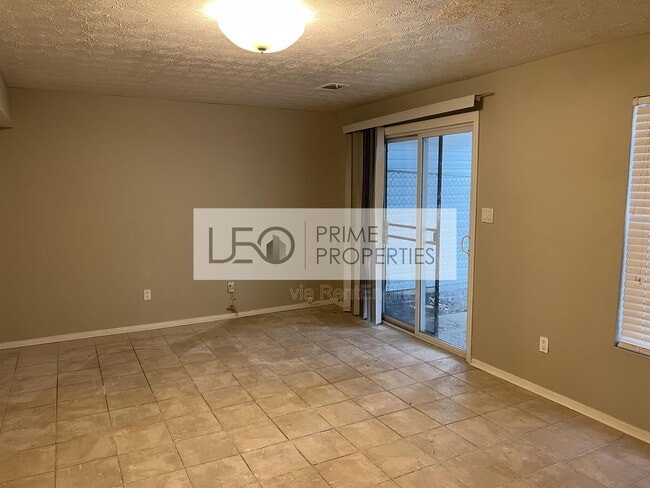 Building Photo - 3081 Shadow Walk Ln