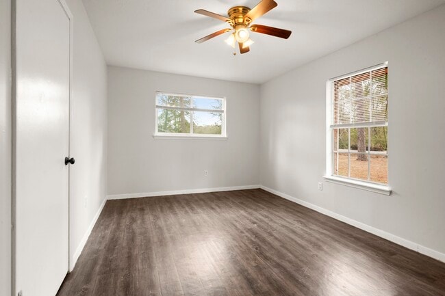 Building Photo - 3699 Piney Point Rd