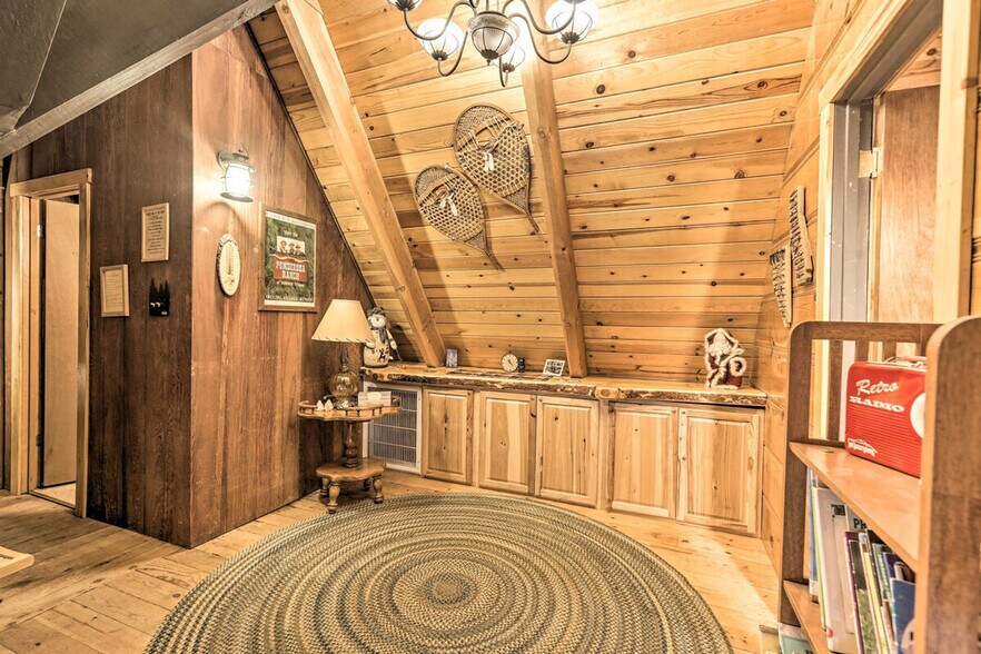 Building Photo - 1763 Narragansett Cir