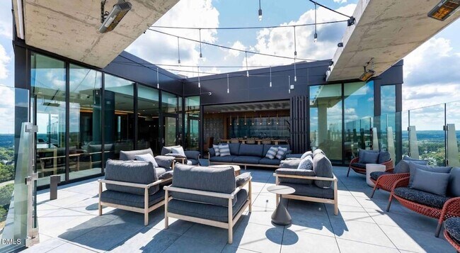 Building Photo - 1020 Hammell Dr