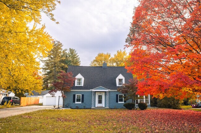 Building Photo - 1322 Jackson Rd