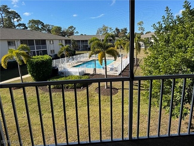 Building Photo - 2350 Naples Trace Cir