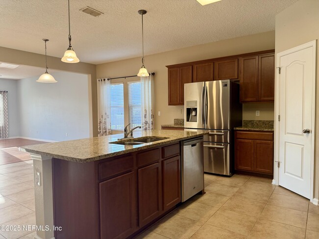 Building Photo - 786 Mosswood Chase