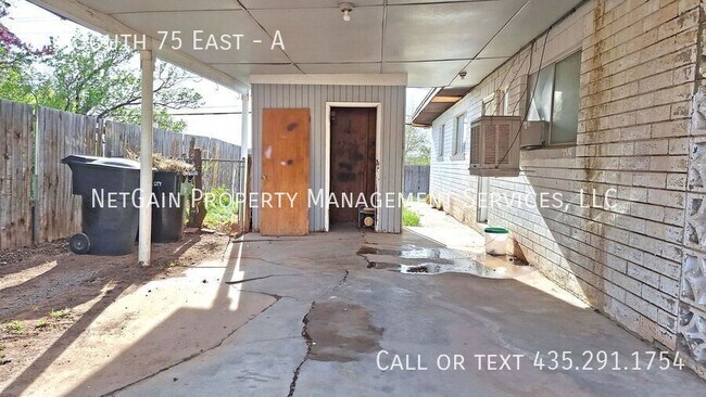 Building Photo - 640 S 75 E