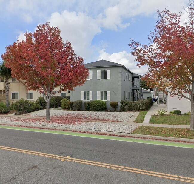 Primary Photo - 1031 Ocean Park Blvd