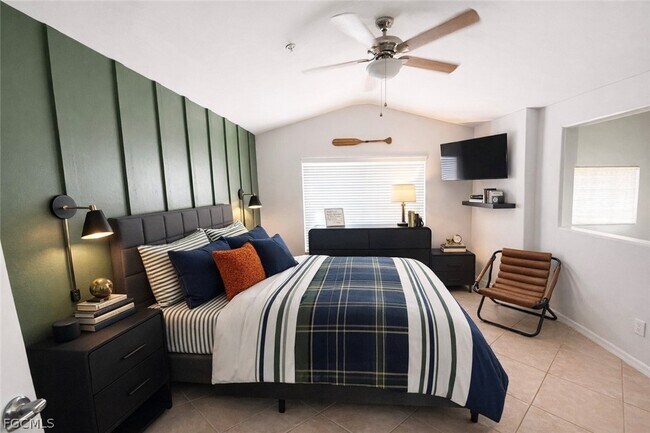 Building Photo - 2616 Somerville Loop