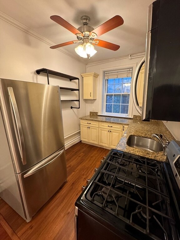 Building Photo - 1253 Beacon St