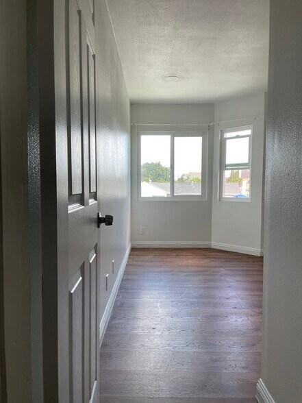 Building Photo - 12342 Flagstone Pl