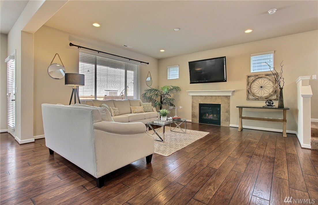 Building Photo - 8840 Jayden Dr NE