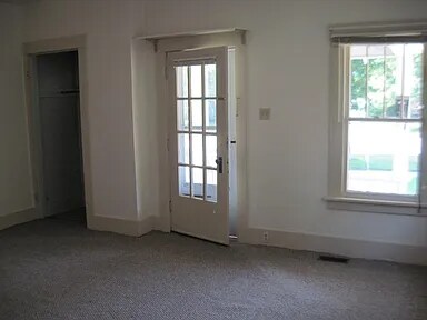 Building Photo - 1043 N 31st St