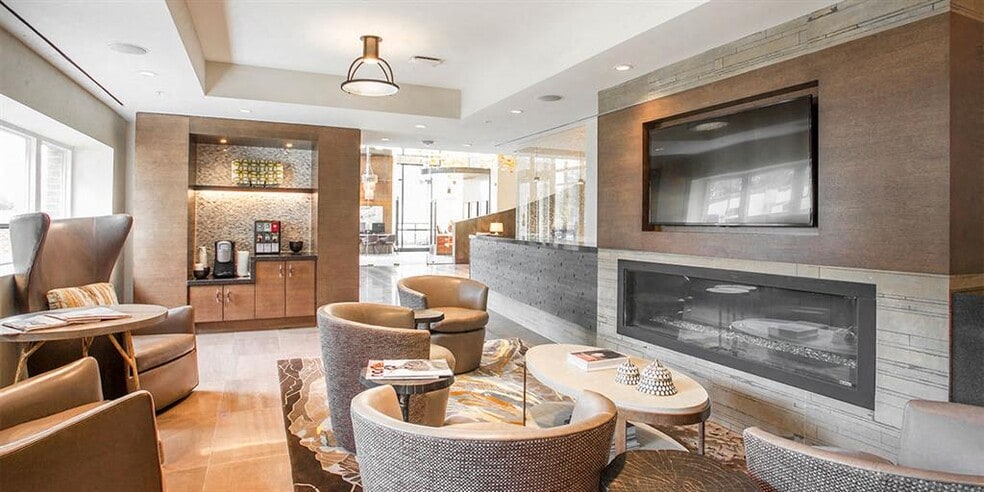 Building Photo - The Perry