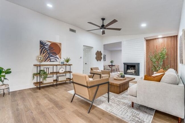 Building Photo - 9412 Quail Meadow Dr