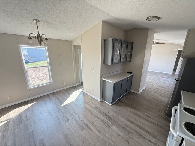 Building Photo - 2 Bed 1 Bath Highlandville, MO