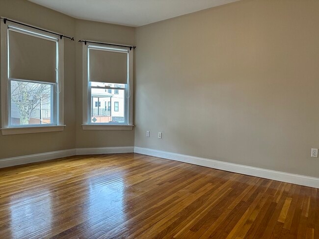 Building Photo - 22 Sewall St