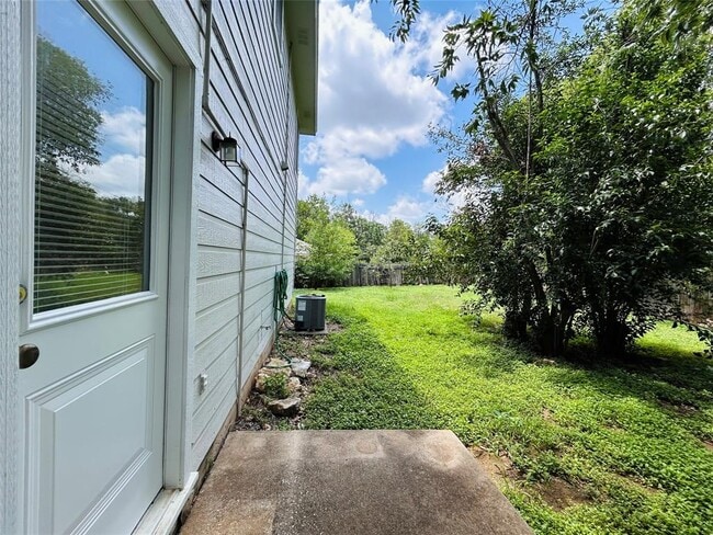 Building Photo - 8508 Apple Carrie Cove