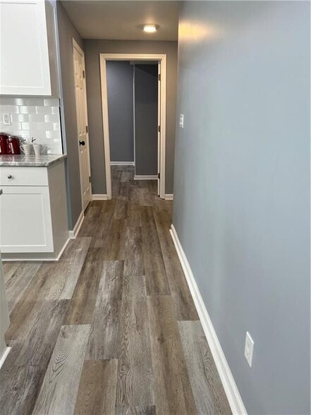 Building Photo - 3152 Daleview Way SW