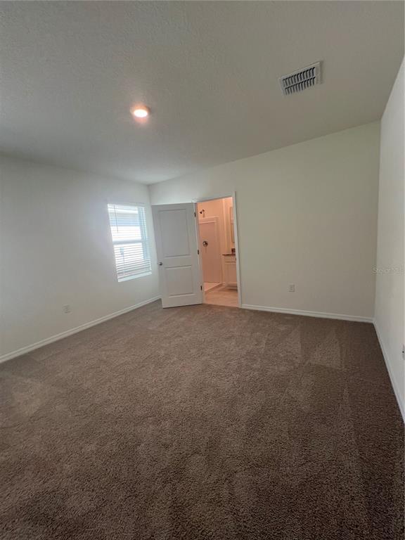 Building Photo - 190 Amberwood Way