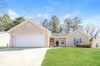 Building Photo - 206 Yukon Dr