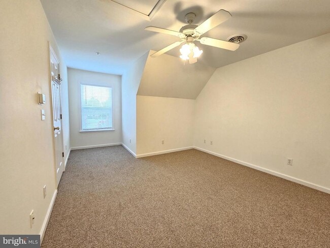 Building Photo - 1014 Zircon Ct