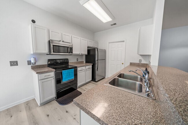 Building Photo - 217 Antigua Pl