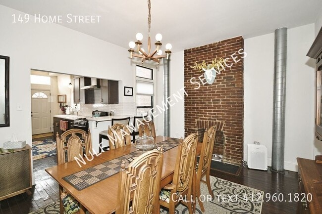 Building Photo - 149 Home St