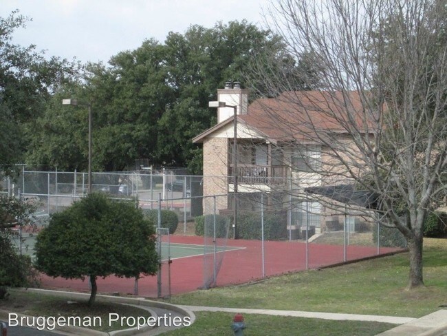 Building Photo - 101 S Twin Creek Dr