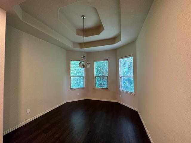 Building Photo - 7420 Rose Crest Blvd