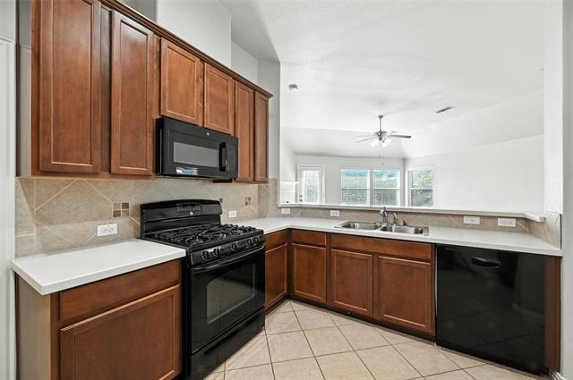 Building Photo - 9209 Friendswood Dr