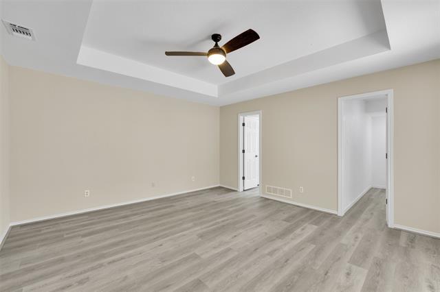 Building Photo - 3305 Coyote Way