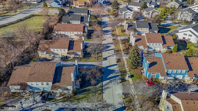 Building Photo - 237 Acorn Dr