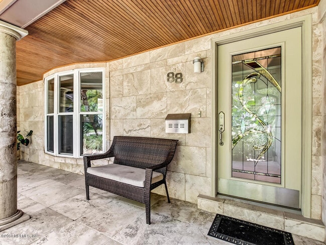 Building Photo - 88 Oakwood Rd