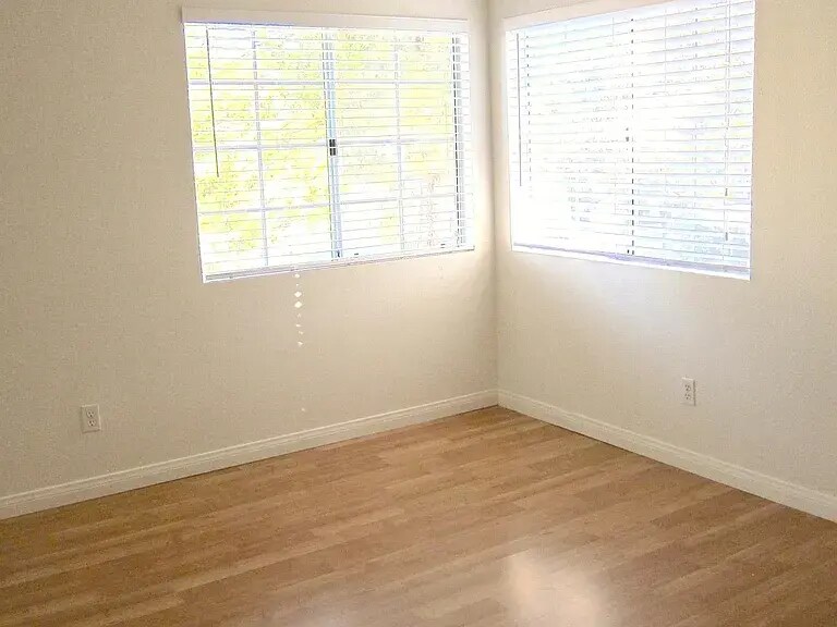 Guest Bed - 6971 Ballena Way